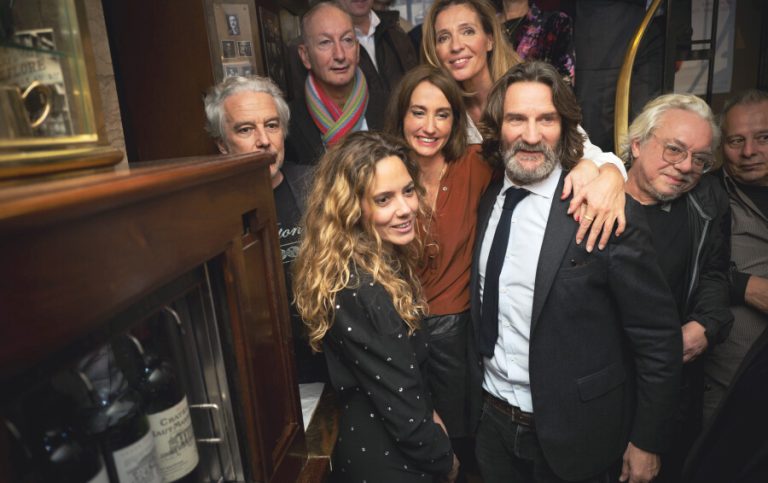 LE TRIOMPHE DE MARIA POURCHET AU CAFÉ DE FLORE