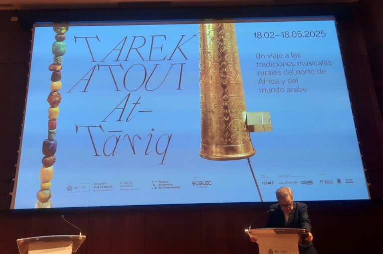 TBA21 Y EL MUSEO NACIONAL THYSSEN-BORNEMISZA PRESENTAN LA EXPOSICIÓN DEL ARTISTA Y COMPOSITOR TAREK ATOUI, UN PAISAJE SONORO QUE REVISITA LAS TRADICIONES MUSICALES DEL NORTE DE ÁFRICA DESDE LA EXPERIMENTACIÓN Y LA ELECTRÓNICA